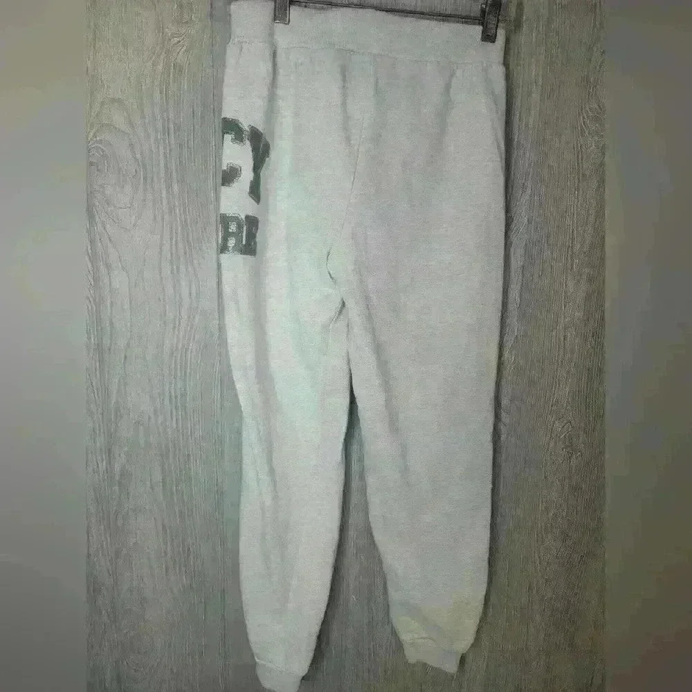 Juicy Couture girls sweat pants. Some‎ wash wear  size XL (16).